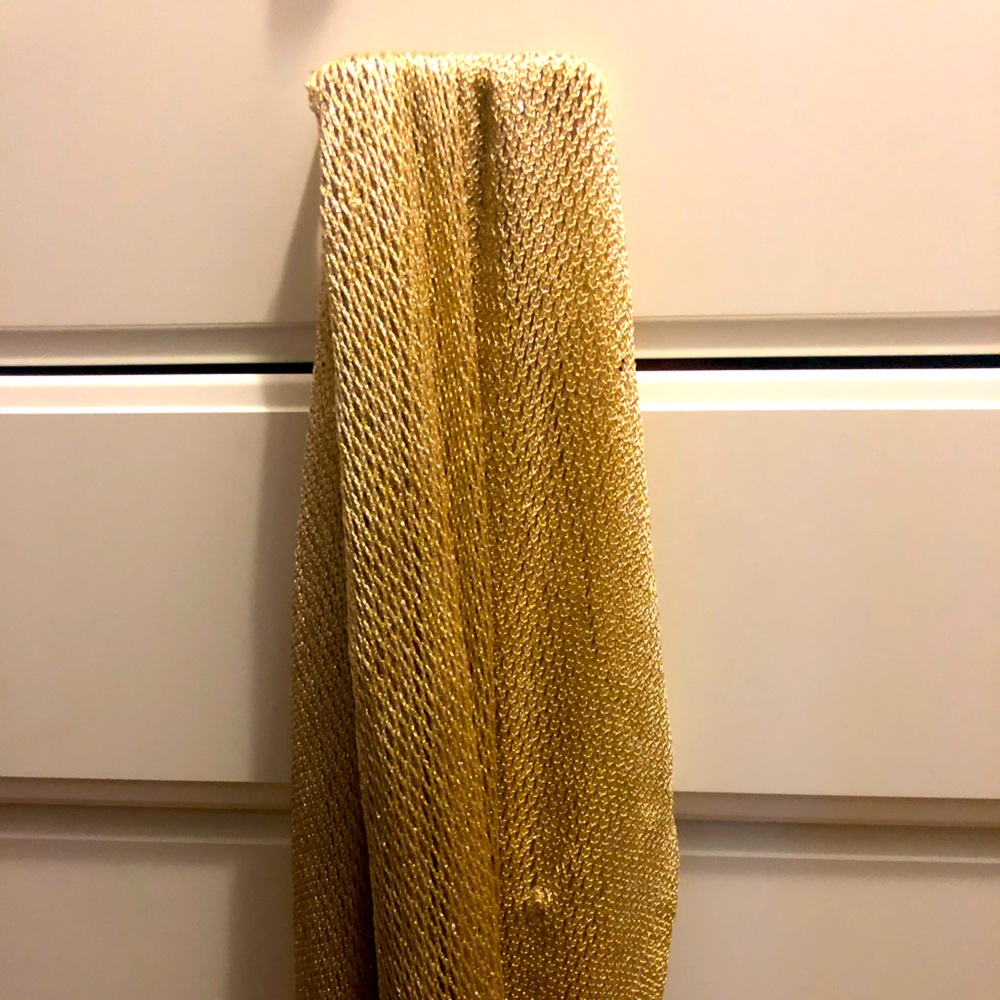 Gold sparkley scarf/shawl